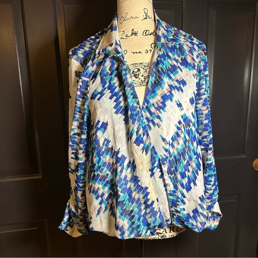 Bebe V-Neck  Surplice Top Blouse Sz Large (b3